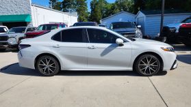 2023 Toyota Camry - Image 4