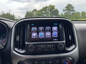 2018 Chevrolet Colorado Crew Cab - Image 33