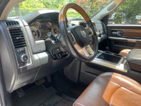 2014 RAM 1500 CREW CAB PICKUP V8, HEMI, 5.7 LITER LARAMIE LONGHORN PICKUP 4D 5 1/2 FT