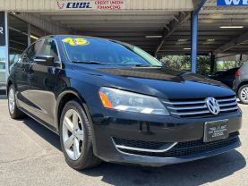 2015 VOLKSWAGEN PASSAT