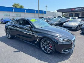 2017 INFINITI Q60
