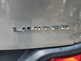 2017 JEEP CHEROKEE SUV V6, 3.2 LITER LIMITED SPORT UTILITY 4D