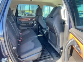 2017 CHEVROLET TRAVERSE SUV V6, 3.6 LITER LT SPORT UTILITY 4D - The Auto Lot