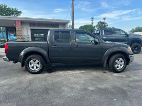 Used 2010 NISSAN FRONTIER CREW CAB PICKUP V6, 4.0 LITER SE PICKUP 4D 5 FT - LA Auto Star located in Virginia Beach, VA