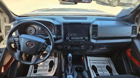 2023 Nissan Frontier Crew Cab - Image 9
