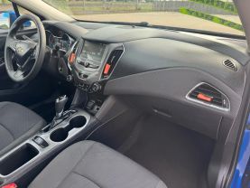 2017 CHEVROLET CRUZE SEDAN 4-CYL, TURBO, 1.4 LITER LT SEDAN 4D