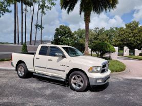 2010 DODGE RAM 1500 QUAD CAB PICKUP V8, HEMI, 5.7 LITER SLT PICKUP 4D 6 1/3 FT