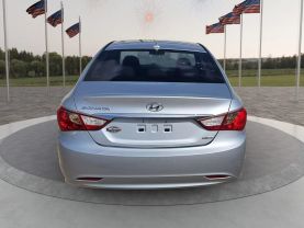 2013 HYUNDAI SONATA SEDAN 4-CYL, 2.4 LITER SE SEDAN 4D