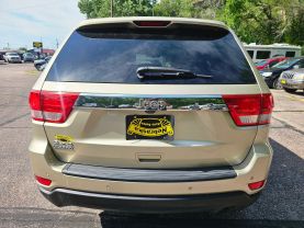 2011 JEEP GRAND CHEROKEE SUV V6, FLEX FUEL, 3.6 LITER LAREDO SPORT UTILITY 4D