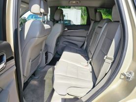 2011 JEEP GRAND CHEROKEE SUV V6, FLEX FUEL, 3.6 LITER LAREDO SPORT UTILITY 4D