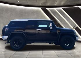 2012 TOYOTA FJ CRUISER SUV V6, 4.0 LITER SPORT UTILITY 2D
