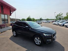 2022 VOLVO XC60 SUV 4-CYL, DRIVE-E, TURBO, 2.0 LITER B5 MOMENTUM SPORT UTILITY 4D