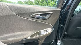 2018 Chevrolet Malibu - Image 16