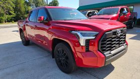 2024 Toyota Tundra Crewmax - Image 3