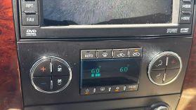 2009 CHEVROLET SILVERADO 1500 CREW CAB PICKUP V8, FLEX FUEL, 5.3 LITER LTZ PICKUP 4D 5 3/4 FT
