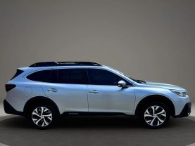2020 SUBARU OUTBACK WAGON 4-CYL, 2.5 LITER LIMITED WAGON 4D