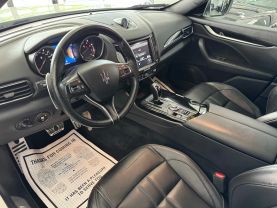 2017 MASERATI LEVANTE SUV V6, TWIN TURBO, 3.0 LITER SPORT UTILITY 4D