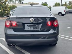 2010 VOLKSWAGEN JETTA SEDAN 5-CYL, 2.5 LITER S SEDAN 4D