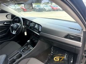 2019 Volkswagen Jetta - Image 11