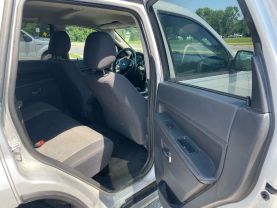 2010 Jeep Grand Cherokee - Image 20