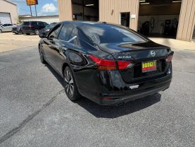 2020 NISSAN ALTIMA SEDAN BLACK AUTOMATIC - Budget Used Car Sales