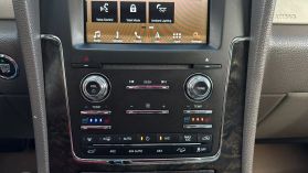 2016 Lincoln Navigator - Image 49