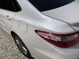 2017 TOYOTA CAMRY SEDAN 4-CYL, 2.5 LITER SE SEDAN 4D at T&T Repairables - used car dealership in Spencer, Indiana.