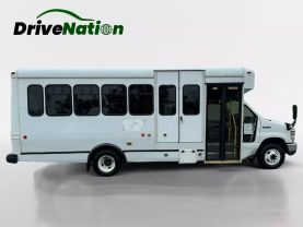 2015 FORD E450 SUPER DUTY CUTAWAY CUTAWAY V10, 6.8 LITER CUTAWAY VAN 2D