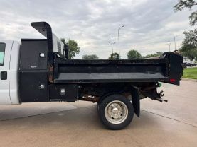 2016 FORD F550 SUPER DUTY CREW CAB & CHASSIS CAB CHASSIS V8, TURBO DSL, 6.7L 176" W.B. 4D