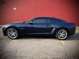 2011 Chevrolet Camaro - Image 2