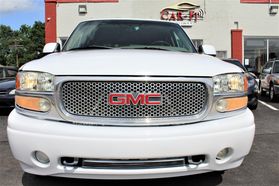 2001 GMC YUKON SUV V8, 6.0 LITER DENALI SPORT UTILITY 4D