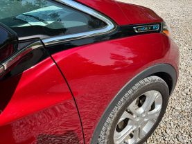 2017 CHEVROLET BOLT EV HATCHBACK ELECTRIC MOTOR LT HATCHBACK 4D at T&T Repairables - used car dealership in Spencer, Indiana.