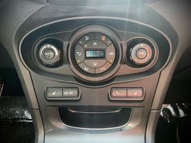 2015 Ford Fiesta - Image 30