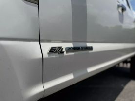 2019 FORD F250 SUPER DUTY CREW CAB PICKUP V8, TURBO DIESEL, 6.7 LITER LARIAT PICKUP 4D 6 3/4 FT
