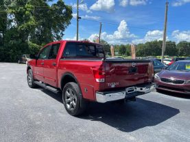2015 NISSAN TITAN CREW CAB PICKUP V8, 5.6 LITER SV PICKUP 4D 5 1/2 FT