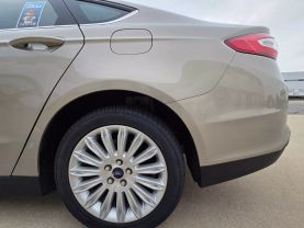2016 Ford Fusion - Image 26