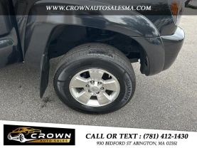 2010 TOYOTA TACOMA DOUBLE CAB PICKUP V6, 4.0 LITER PRERUNNER PICKUP 4D 5 FT