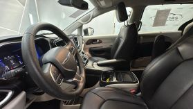 2020 CHRYSLER VOYAGER