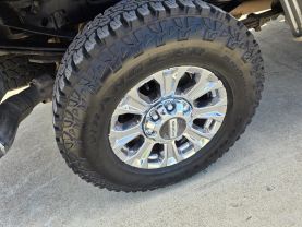 2018 FORD F250 SUPER DUTY CREW CAB PICKUP V8, TURBO DIESEL, 6.7L LARIAT PICKUP 4D 8 FT