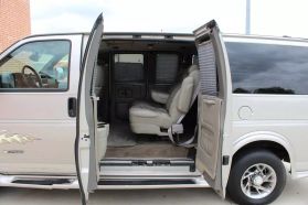 2005 CHEVROLET EXPRESS 2500 CARGO CARGO V8, 6.0 LITER VAN 3D