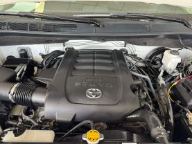 2017 TOYOTA TUNDRA CREWMAX PICKUP V8, FLEX FUEL, 5.7 LITER LIMITED PICKUP 4D 5 1/2 FT