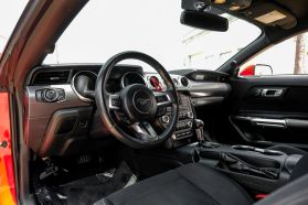 2018 Ford Mustang - Image 3