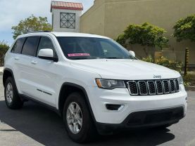 2017 JEEP GRAND CHEROKEE SUV V6, VVT, 3.6 LITER LAREDO E SPORT UTILITY 4D