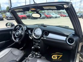 2013 Mini Convertible - Image 9