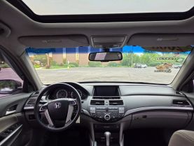 2008 Honda Accord - Image 16