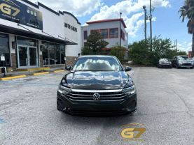 2019 Volkswagen Jetta - Image 2