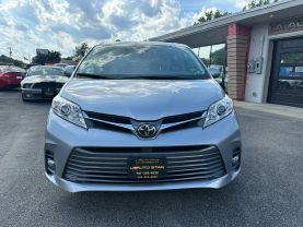 Used 2018 TOYOTA SIENNA VAN V6, 3.5 LITER XLE MINIVAN 4D - LA Auto Star located in Virginia Beach, VA