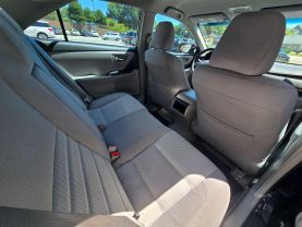 2017 Toyota Camryle Sedan 4d - Image 14