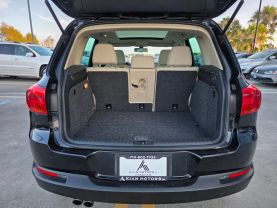 2017 Volkswagen Tiguan - Image 9