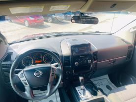 2015 NISSAN TITAN CREW CAB PICKUP V8, 5.6 LITER SV PICKUP 4D 5 1/2 FT
